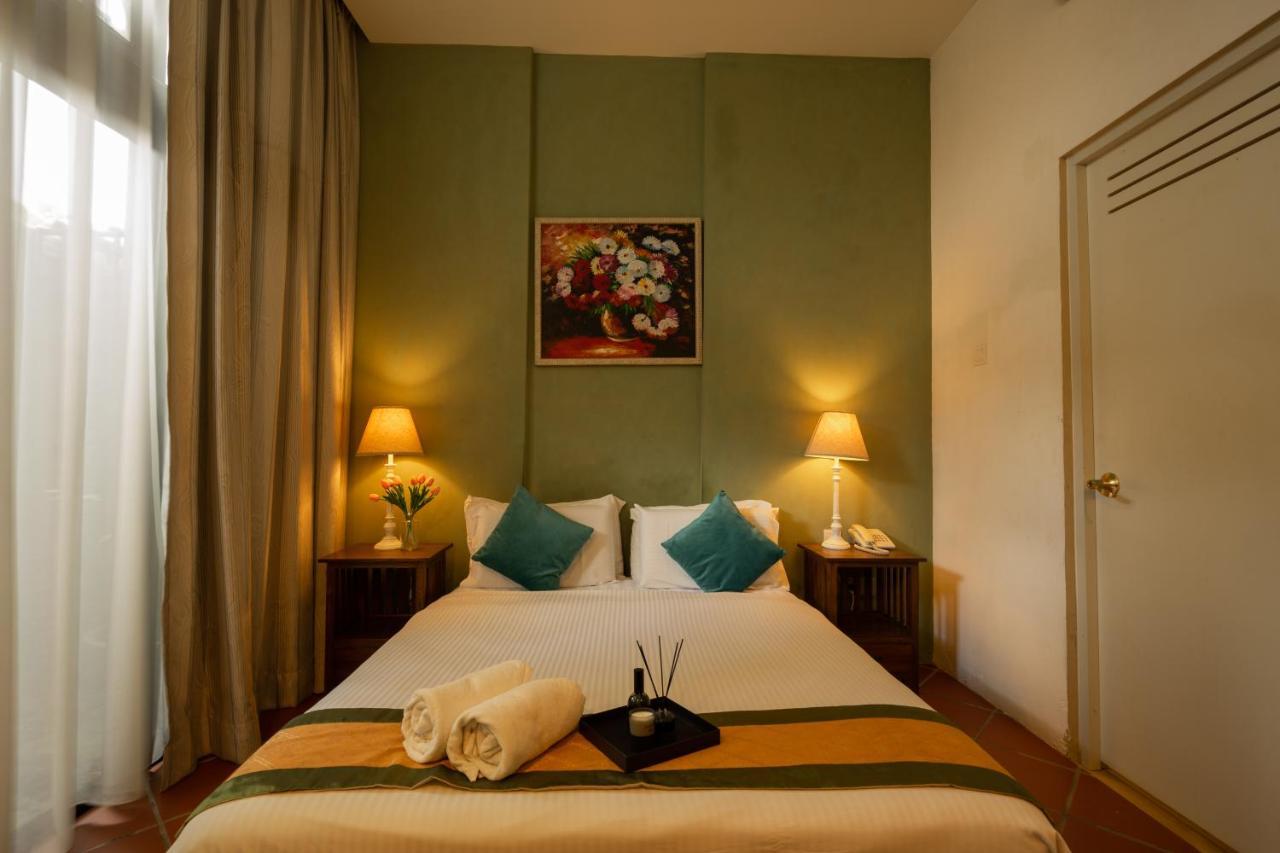 Spices Hotel George Town Extérieur photo