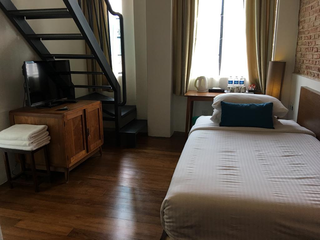 Spices Hotel George Town Extérieur photo