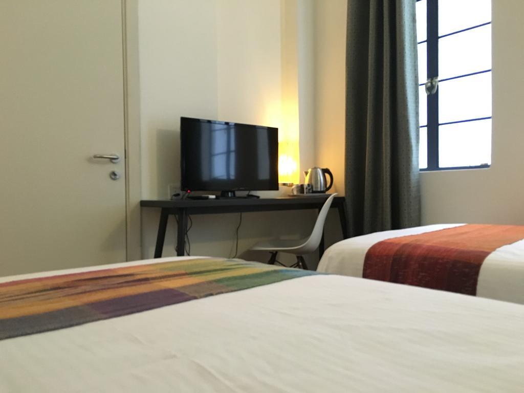 Spices Hotel George Town Extérieur photo