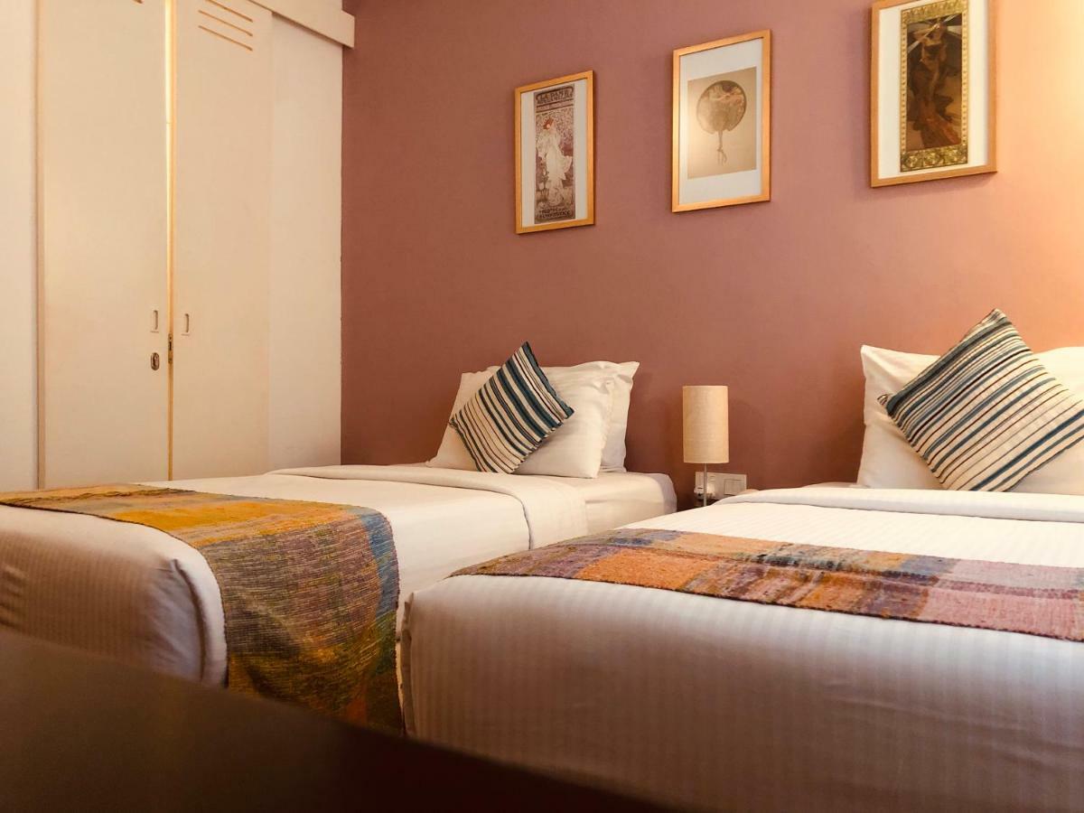 Spices Hotel George Town Extérieur photo