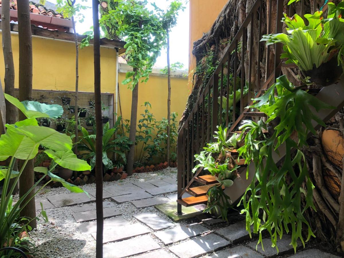 Spices Hotel George Town Extérieur photo